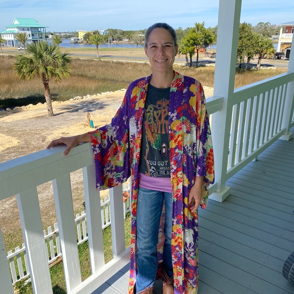 🦋ABOUT ME🦋 - Picture 1 of 9